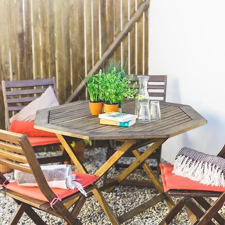 Soulsurfcamp Portugal * فيريل