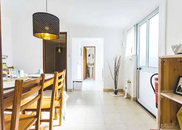 Soulsurfcamp Portugal לינה וארוחת בוקר *