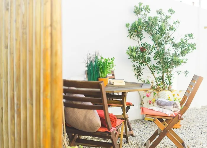 Soulsurfcamp Portugal לינה וארוחת בוקר פרל